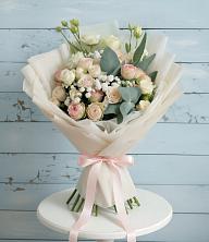 Букет цветов из:  Розы и Лизиантусы в Черемушки