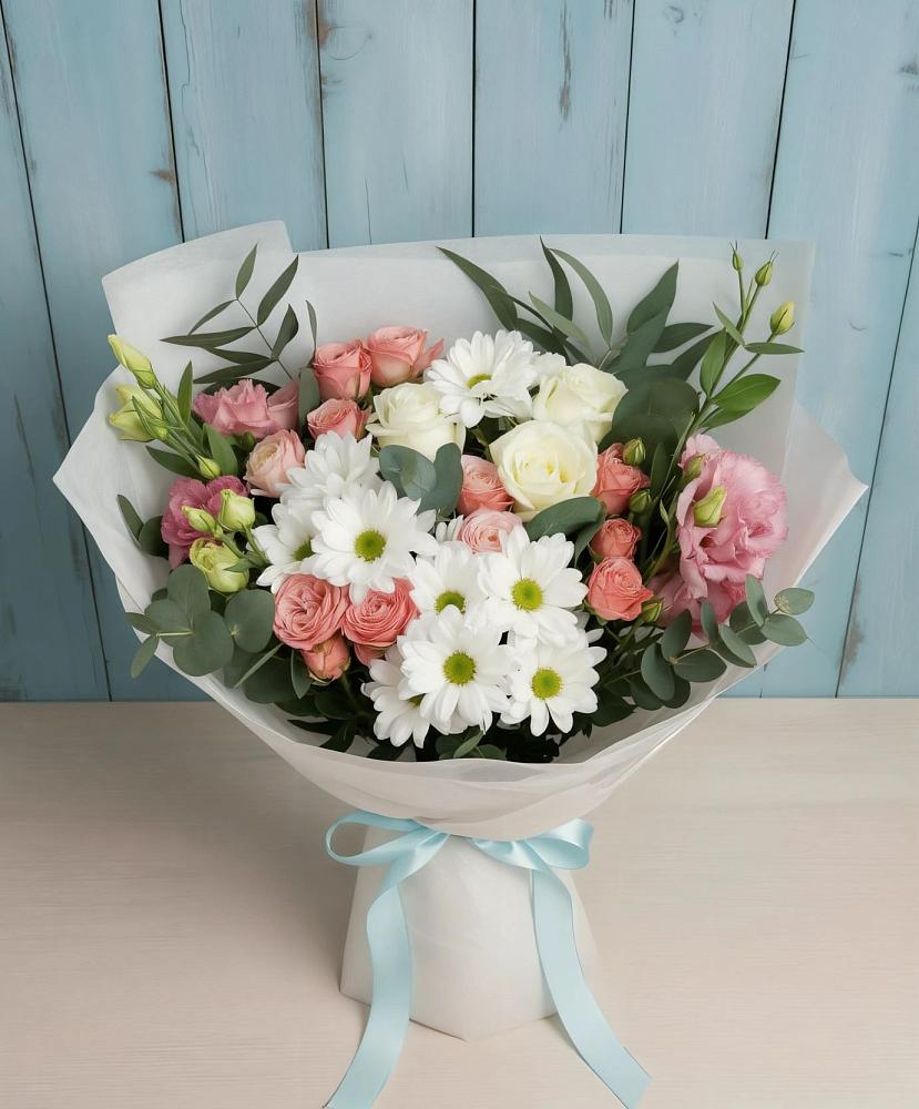 Букет цветов из: Розы, Лизиантусы и Хризантемы в Черемушки