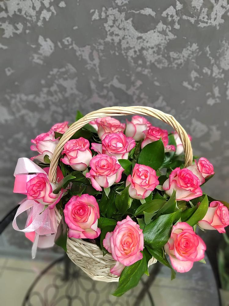 Цветочная композиция из Розы в корзине в Черемушки