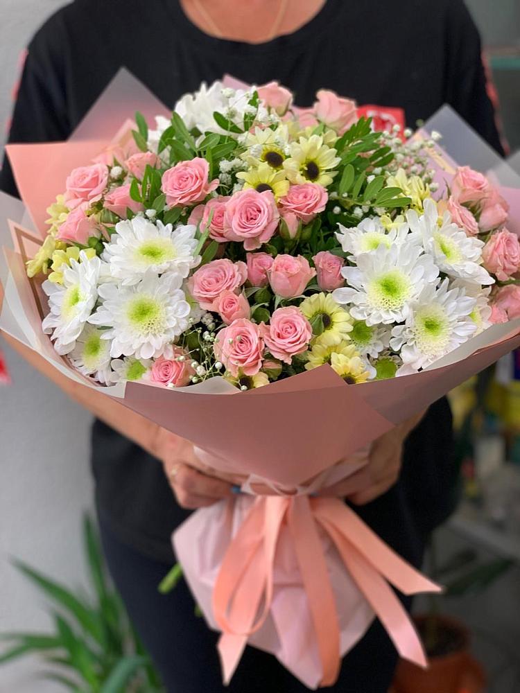 Букет цветов из: Розы и Хризантемы в Черемушки