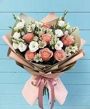 Букет цветов из:  Розы, Альстромерии и Лизиантусы в Черемушки