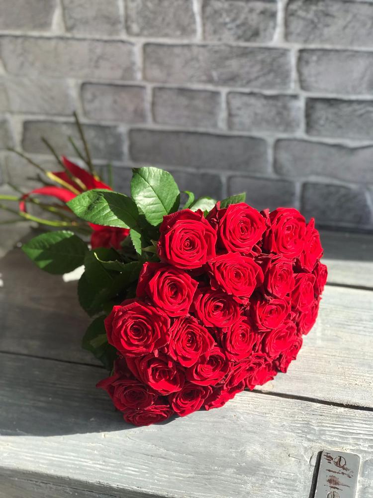 Букет Красные розы Фридом в Черемушки