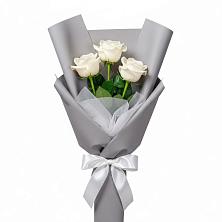 Букет 3 белые розы в Черемушки