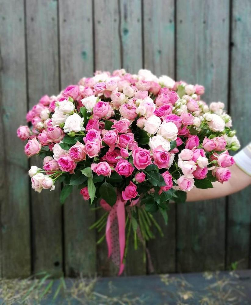 Букет Розовые кустовые розы Натали и Лав Лидия в Черемушки