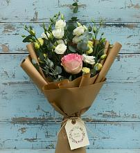 Букет цветов из:  Розы и Лизиантусы #REPLACE_PRED# Черемушки
