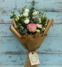 Букет цветов из:  Розы и Лизиантусы в Черемушки