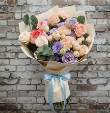 Букет цветов из:  Розы, Лизиантусы и Гвоздики в Черемушки